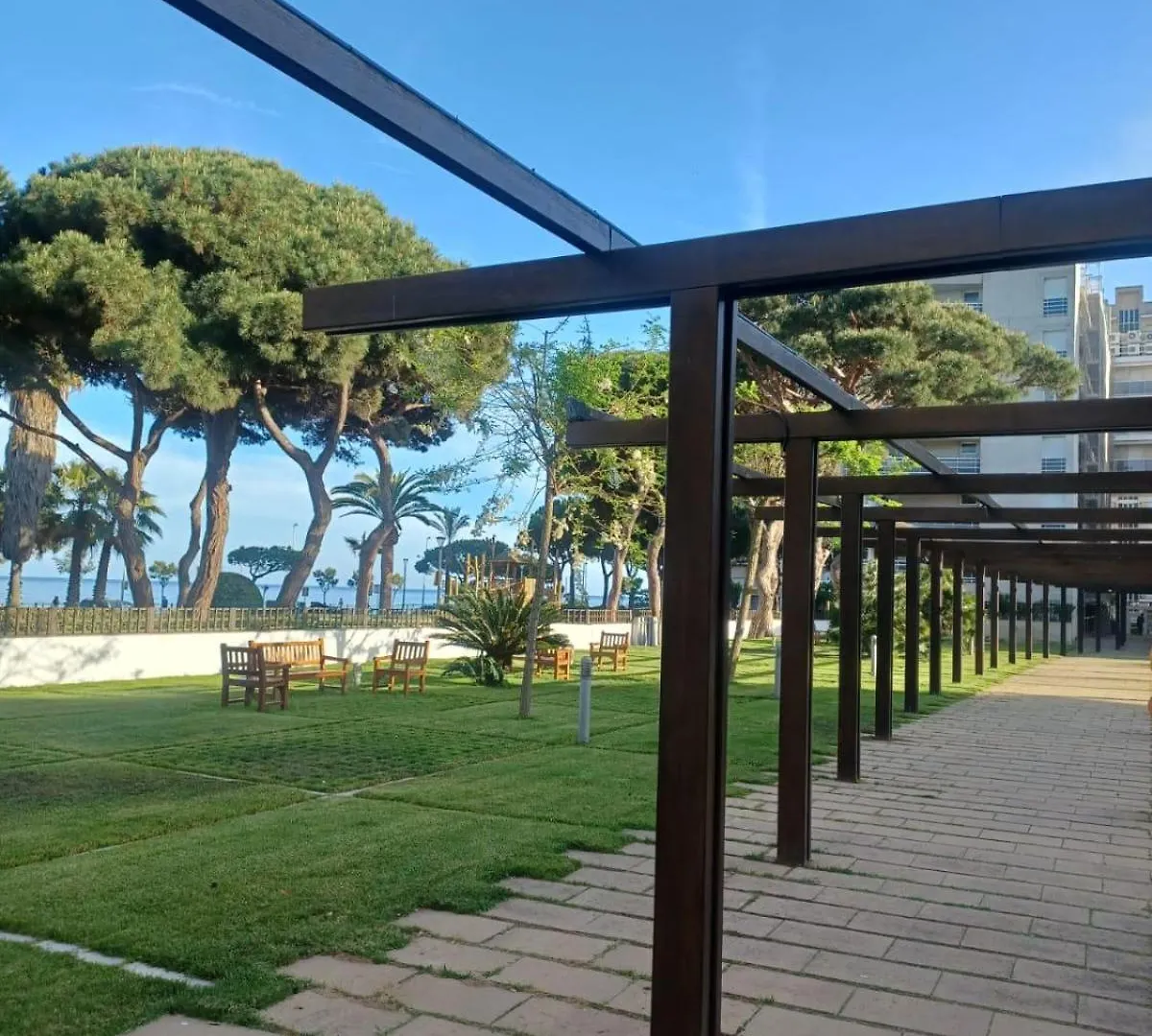 Apartamentos En Blanes Apartment
